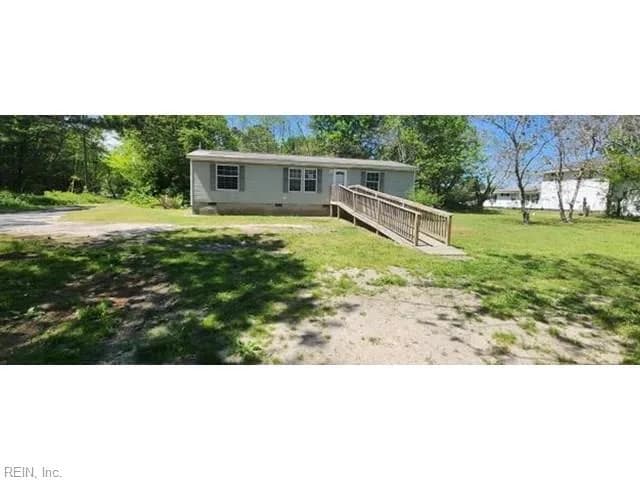 7257 Spur LN, MACHIPONGO VA 23405 - Main photo