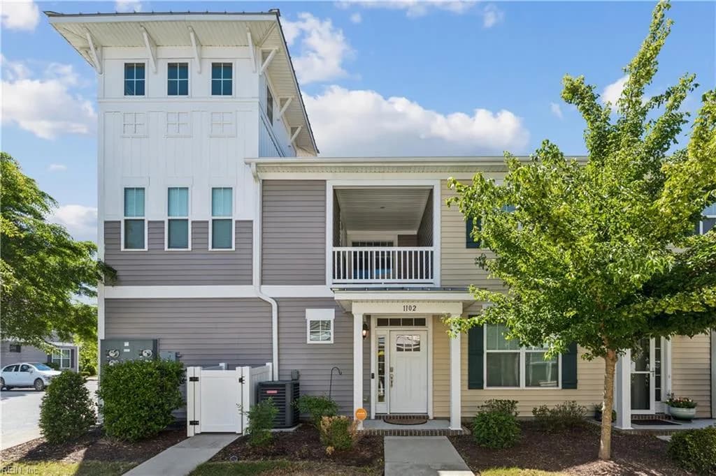 1102 Celia CT, HAMPTON VA 23666 - Main photo