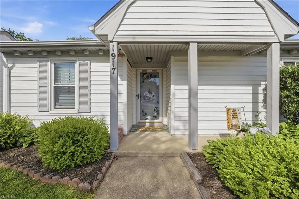 1917 Fayson CT, VIRGINIABEACH VA 23464 - Photo 4