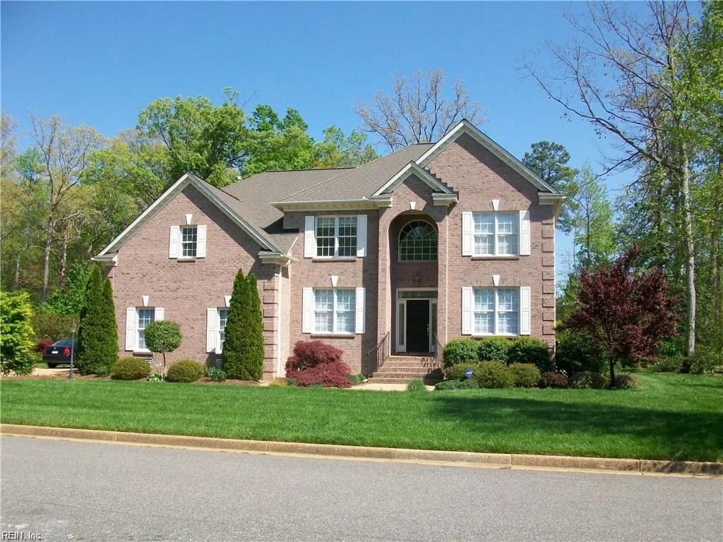 102 Egret CT, YORKTOWN VA 23692