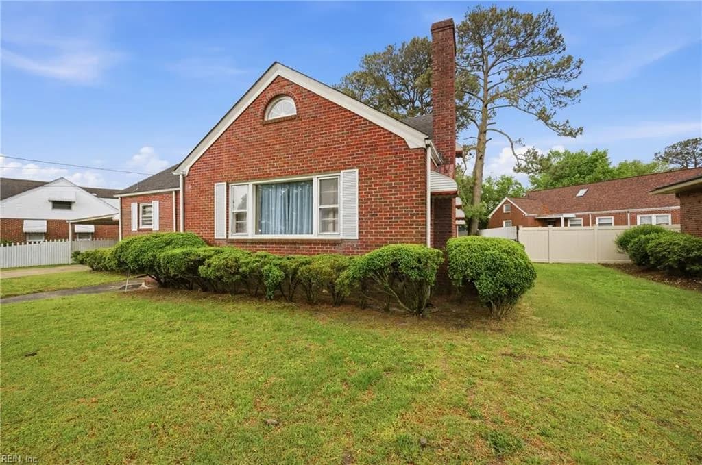 4409 Seagrove RD, PORTSMOUTH VA 23703 - Photo 4