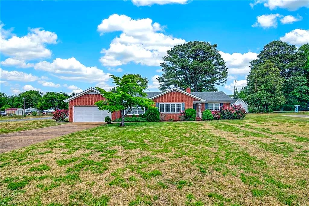 6743 Williams Landing RD, Hayes — 3 bed Residential, 1,721 sqft