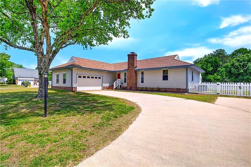 401 Cannon DR, CARROLLTON VA 23314 - Main photo