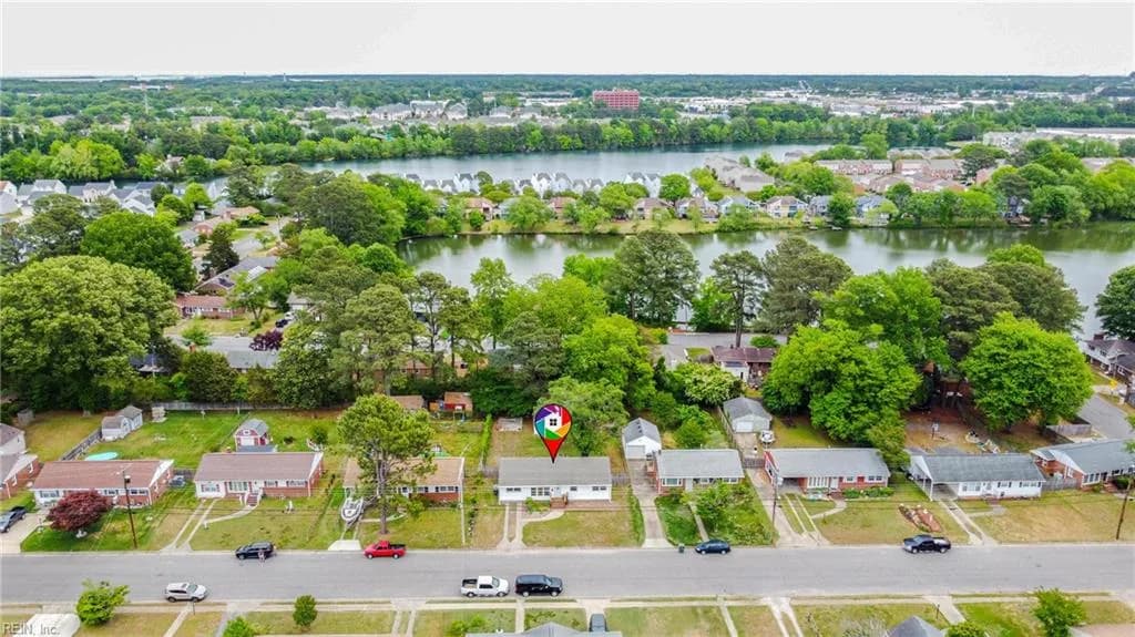 110 Lynnhaven DR, HAMPTON VA 23666 - Photo 5