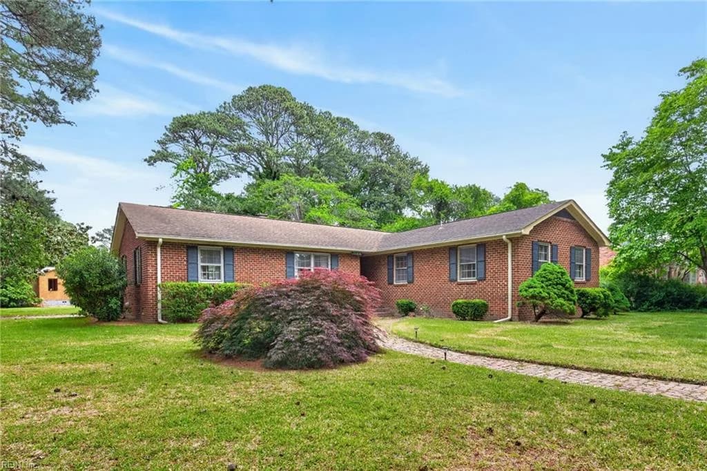 3100 Riveredge DR, PORTSMOUTH VA 23703 - Main photo