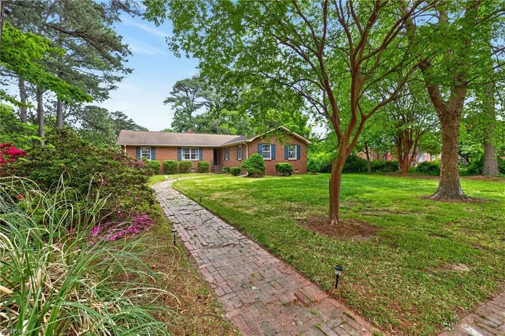 3100 Riveredge DR, PORTSMOUTH VA 23703 - Photo 5