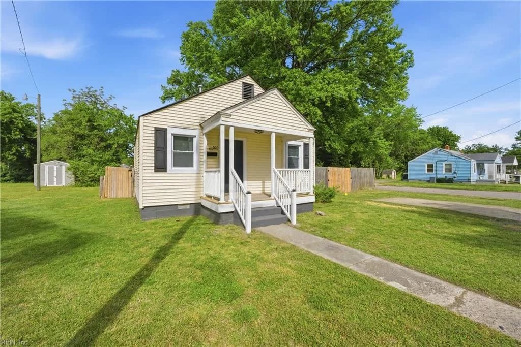 802 Smith ST, HAMPTON VA 23661 - Photo 3