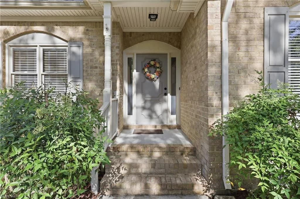 517 Liverpool CT, CHESAPEAKE VA 23322 - Photo 4