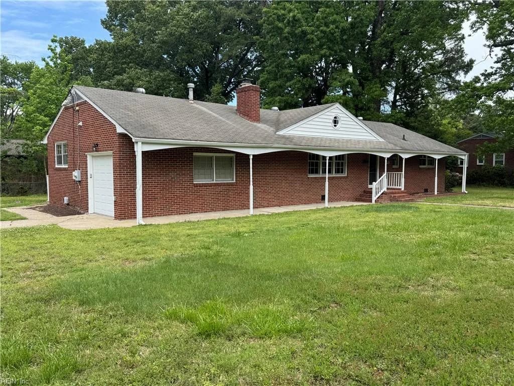390 Hiden BLVD, NEWPORTNEWS VA 23606 - Photo 2