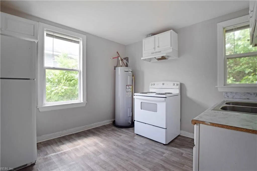 2905 Wickham AVE #B, NEWPORTNEWS VA 23607 - Photo 5