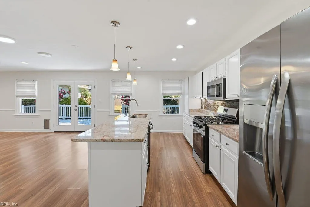 3804 Caroline AVE, PORTSMOUTH VA 23701 - Photo 3