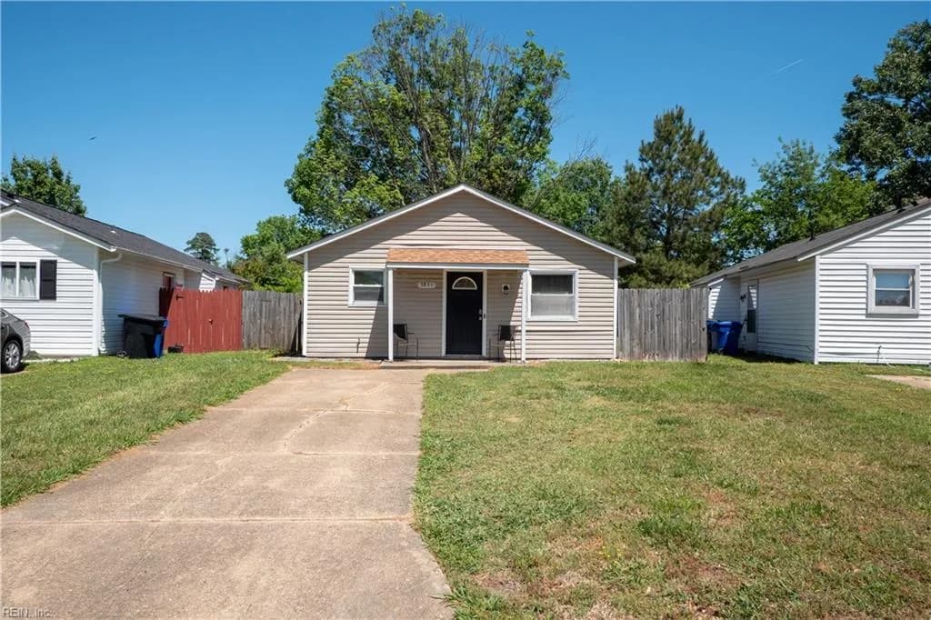 3851 Sugar Creek CIR, PORTSMOUTH VA 23703 - Photo 3