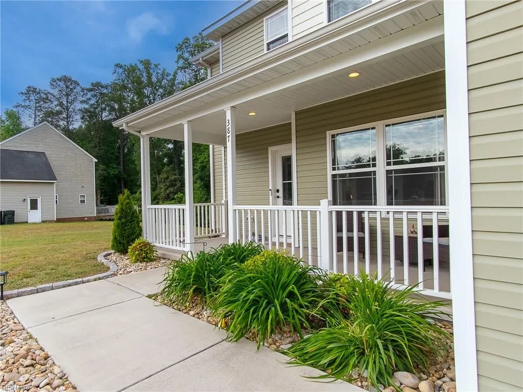 387 N College DR, FRANKLIN VA 23851 - Photo 3