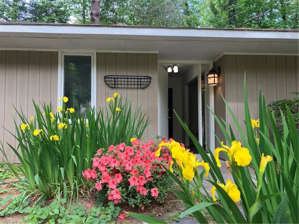 102 Stavenger CT, WILLIAMSBURG VA 23188 - Photo 2