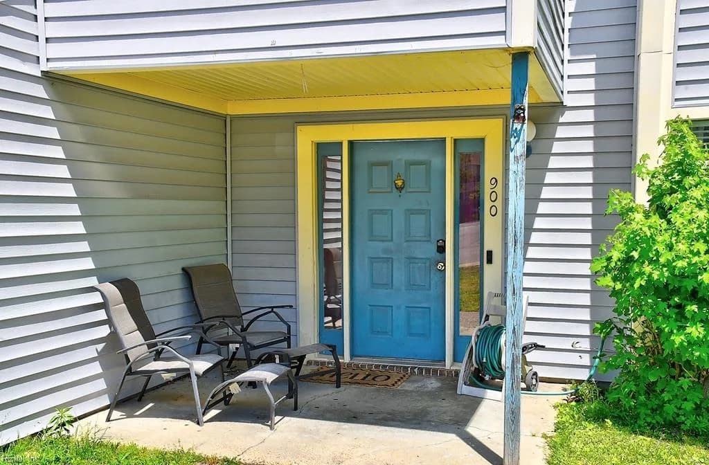 900 Meadowburm CIR, VIRGINIABEACH VA 23452 - Photo 4