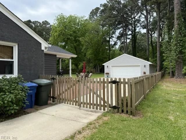 119 Longwood DR, NEWPORTNEWS VA 23606 - Photo 4