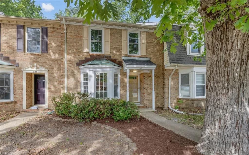 340 Middle Oaks DR, CHESAPEAKE VA 23322 - Main photo