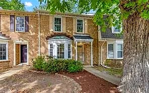340 Middle Oaks DR, Chesapeake — 2 bed Residential, 1,238 sqft