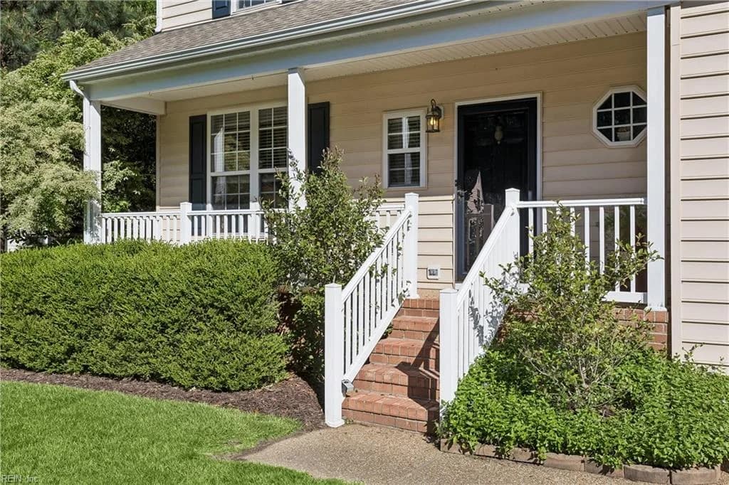 3704 Captain Wynne DR, WILLIAMSBURG VA 23185 - Photo 3