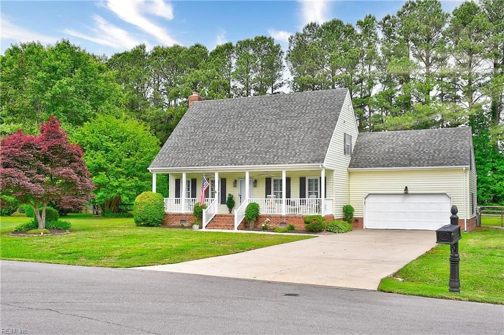 132 South ST, MOYOCK NC 27958