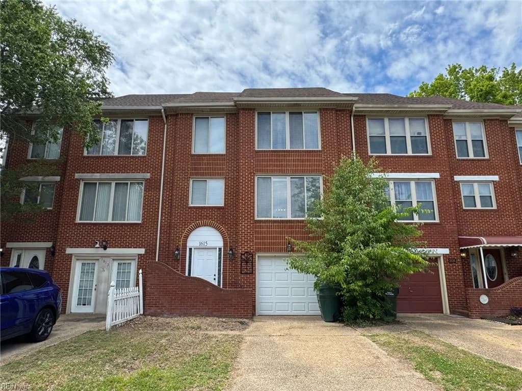 1615 River Creek DR, SUFFOLK VA 23434 - Photo 2