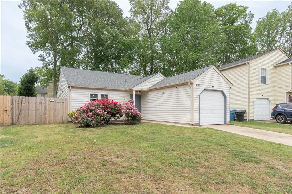 1313 Petrell DR, VIRGINIABEACH VA 23454 - Photo 4