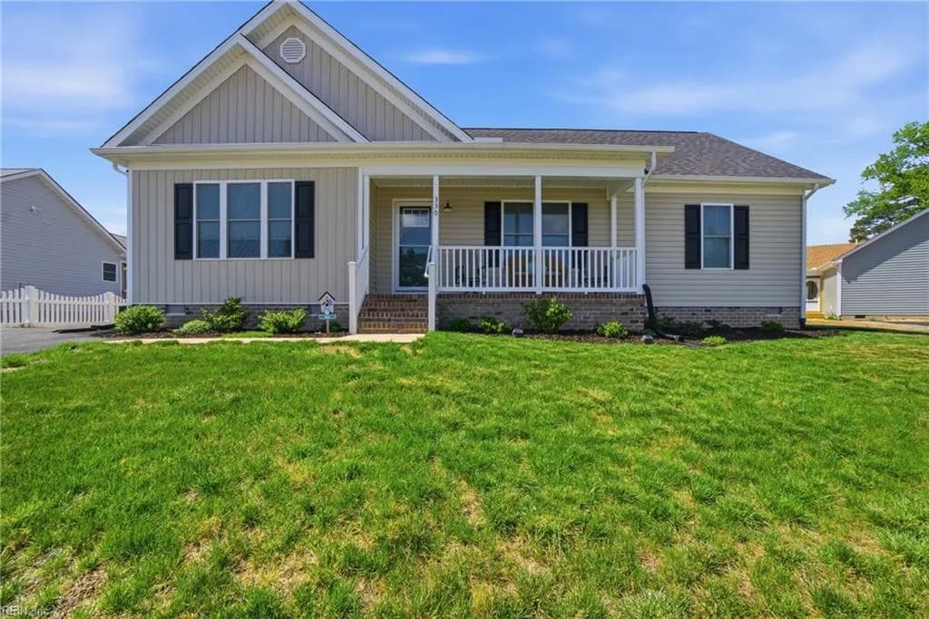 330 Pinecliffe DR, COLONIALHEIGHTS VA 23834 - Photo 4