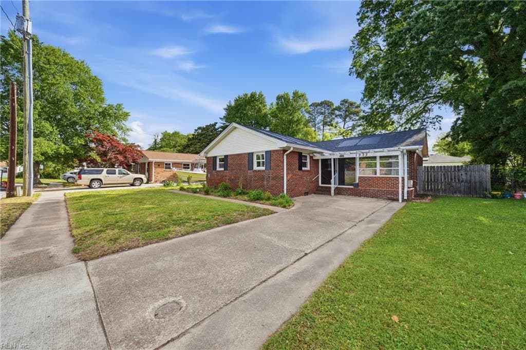 1332 Carlton CT, NORFOLK VA 23503 - Photo 2