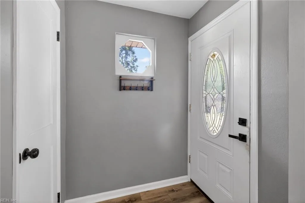465 Garrison PL, VIRGINIABEACH VA 23452 - Photo 3