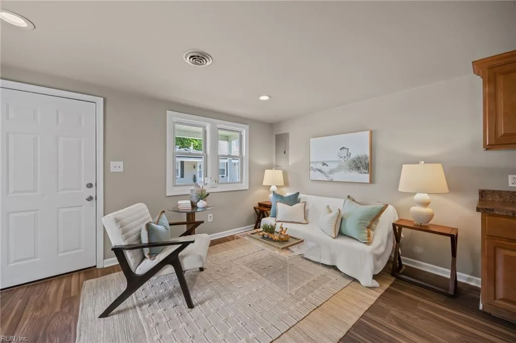 12 Tennis LN, HAMPTON VA 23663 - Photo 4