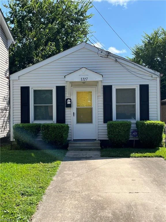 1227 W 41st ST, NORFOLK VA 23508