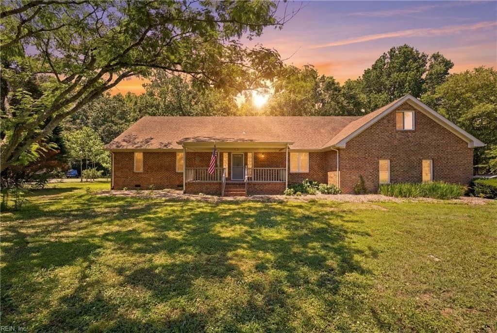 25092 Tyler DR, WINDSOR VA 23487 - Main photo