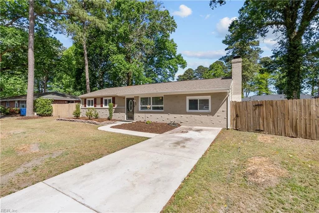 4311 Emporia CT, CHESAPEAKE VA 23325 - Photo 4