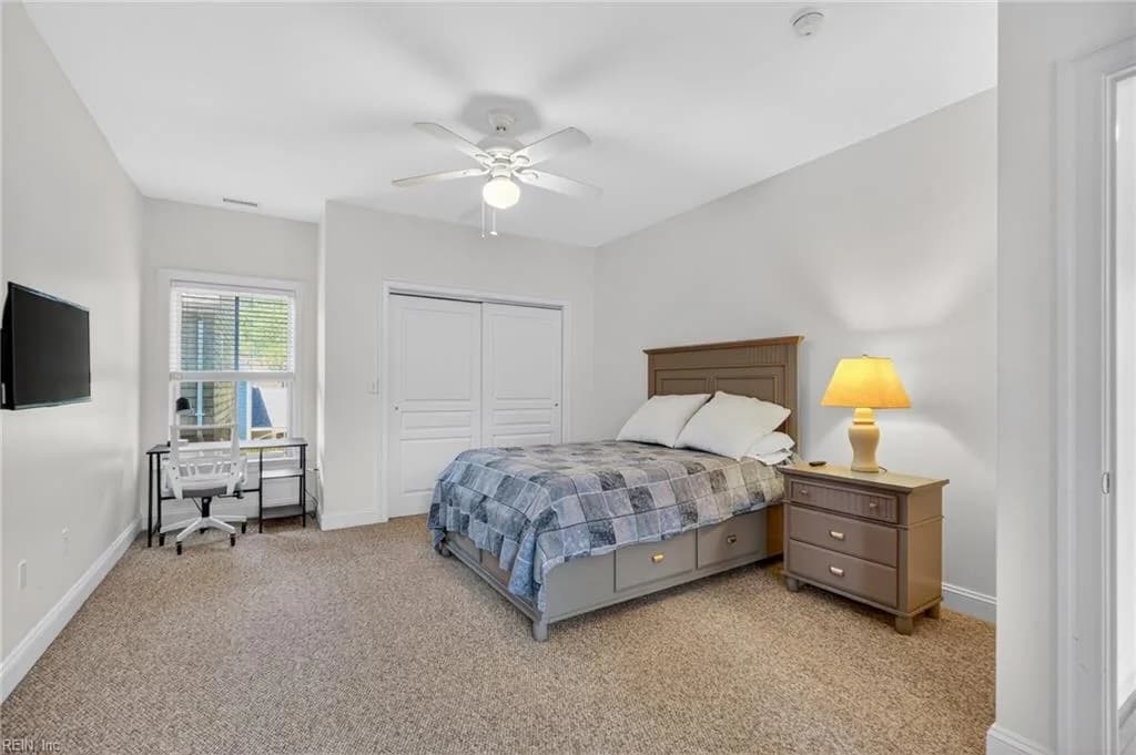 215 83rd ST #B, VIRGINIABEACH VA 23451 - Photo 4
