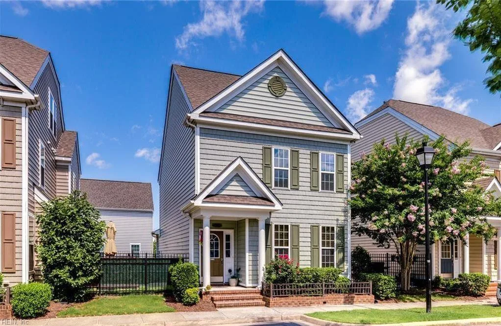 8233 Lee Hall AVE, SUFFOLK VA 23435