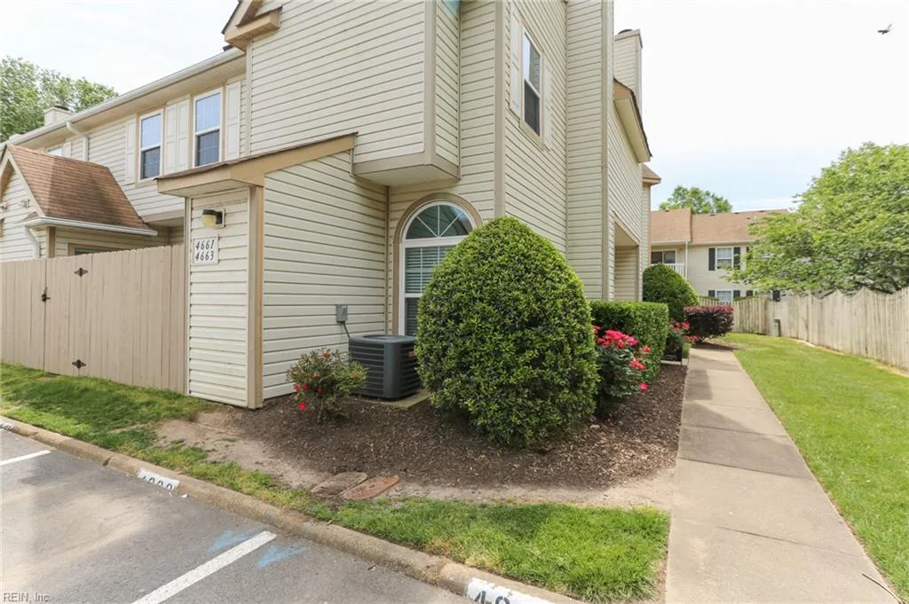 4661 Georgetown PL, Virginia Beach — 3 bed Residential, 1,452 sqft