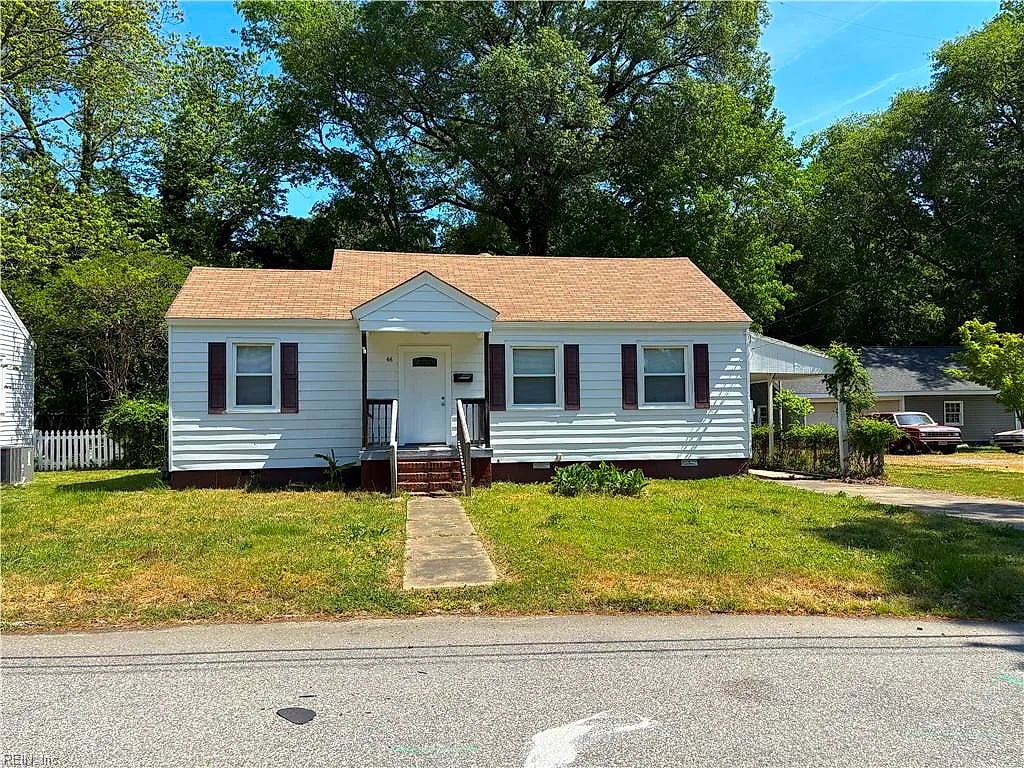 66 Cavalier RD, Hampton — 3 bed Residential, 902 sqft