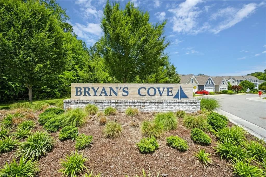959 Gabion WAY, CHESAPEAKE VA 23322 - Photo 3