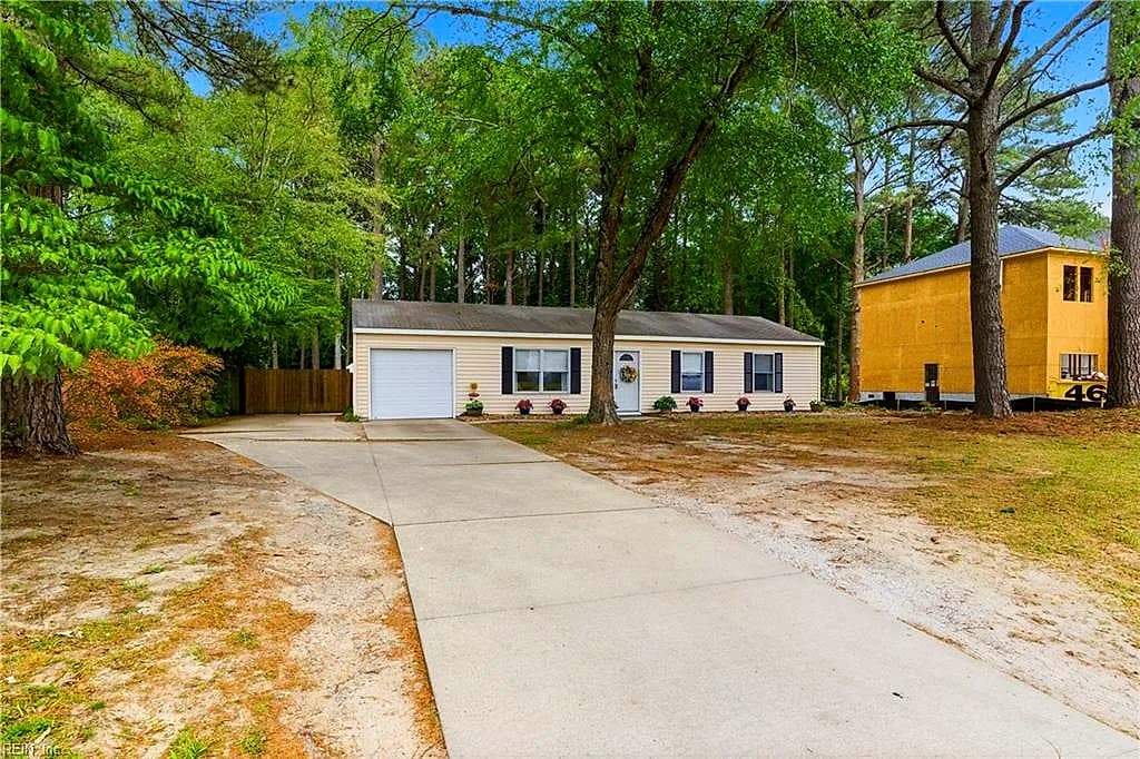 1619 Colonial AVE, SMITHFIELD VA 23430 - Main photo
