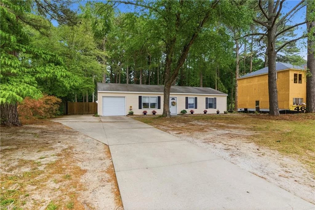 1619 Colonial AVE, SMITHFIELD VA 23430 - Main photo