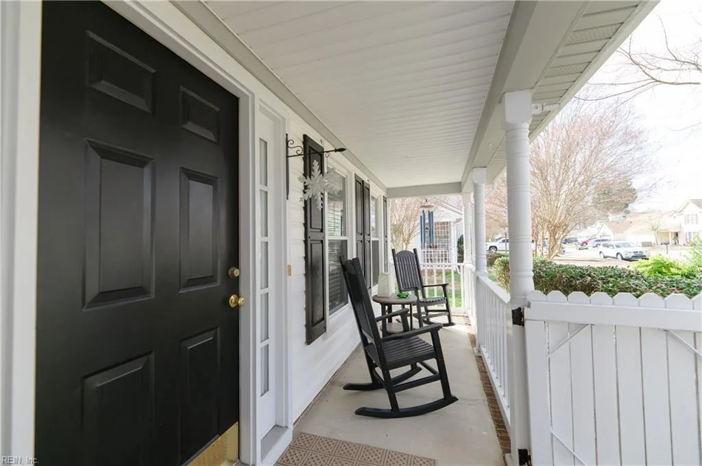 1 Paquette CT, HAMPTON VA 23666 - Photo 3