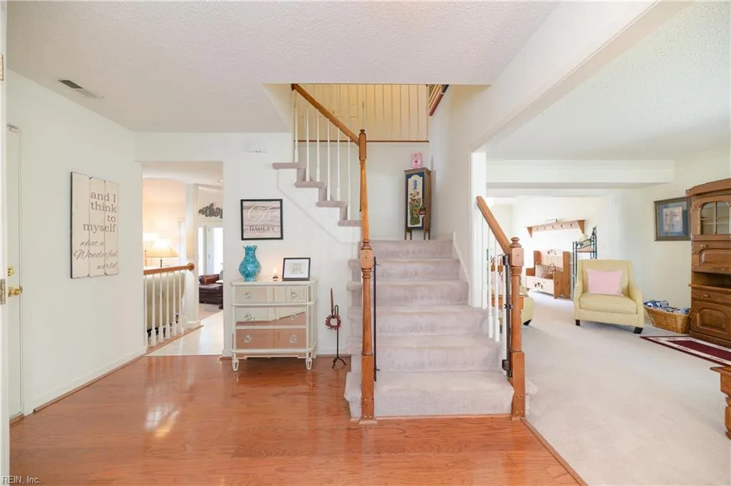 1 Paquette CT, HAMPTON VA 23666 - Photo 4