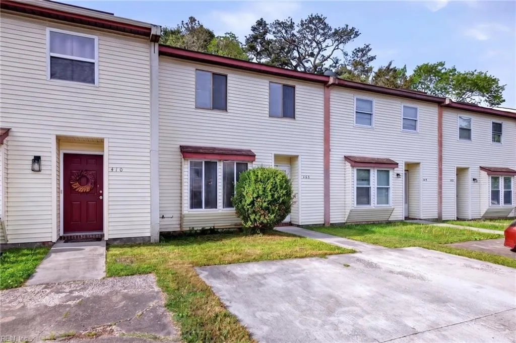 408 Hill Meadow DR, Virginia Beach — 2 bed Residential, 1,201 sqft