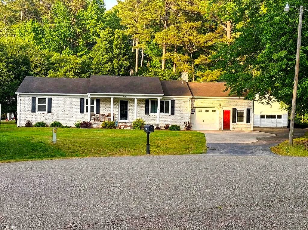 102 Jean PL, Yorktown — 3 bed Residential, 1,699 sqft