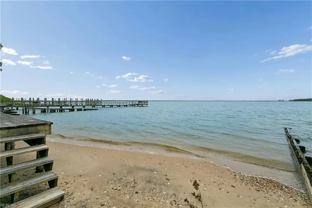33 Haughton LN, NEWPORTNEWS VA 23606 - Photo 4