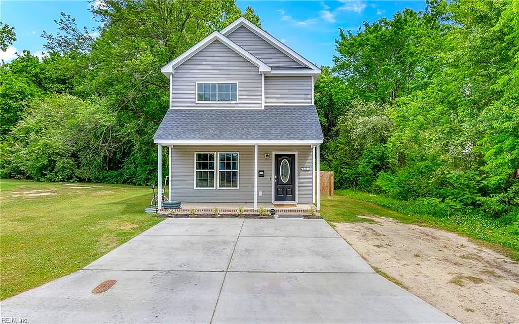 522 Mahlon AVE, Suffolk — 3 bed Residential, 1,360 sqft