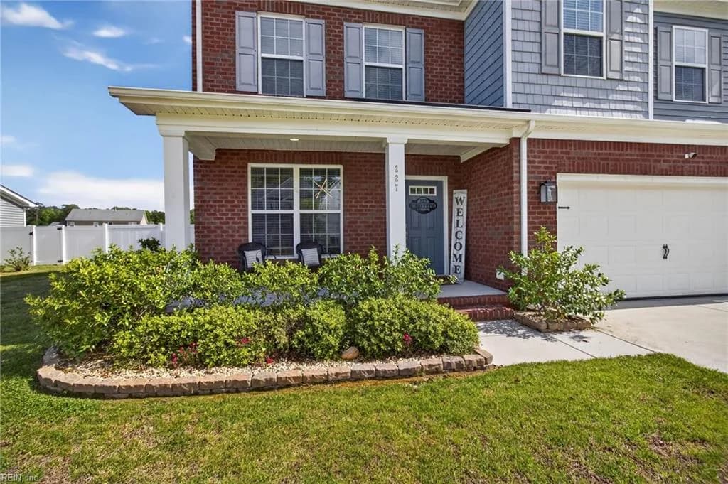 227 Manor DR, CARROLLTON VA 23314 - Photo 4