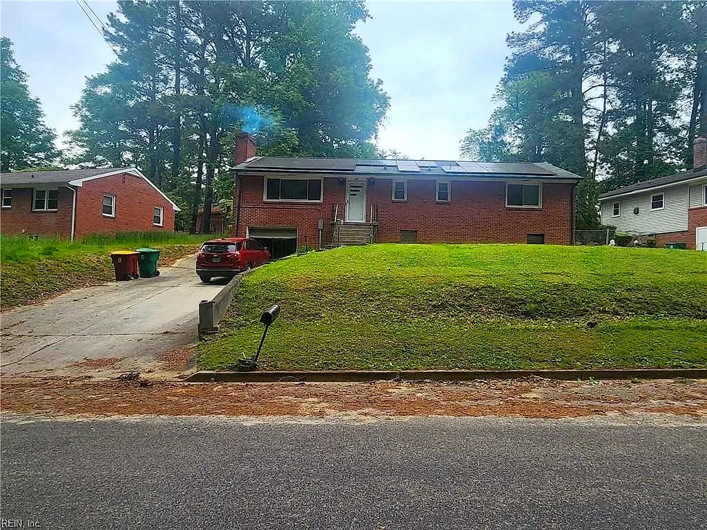 453 Forest LN, PETERSBURG VA 23805 - Photo 3