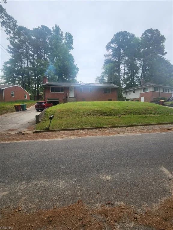 453 Forest LN, PETERSBURG VA 23805 - Photo 4