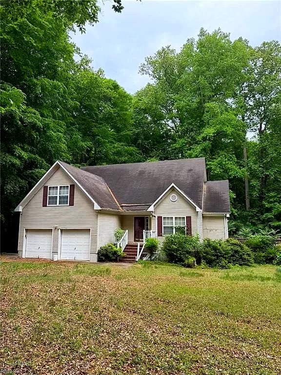 5216 Haynes Mill LN, Gloucester — 3 bed Residential, 2,114 sqft